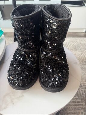 Kids Black Sequin ugg Boots